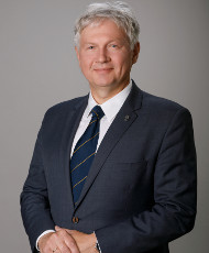 prof.  dr  hab.  Marek Drewnik